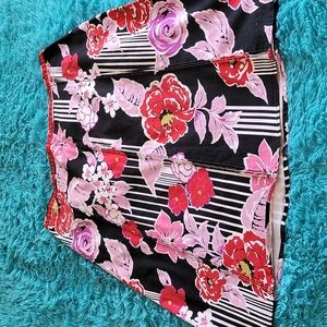 Notations floral skirt